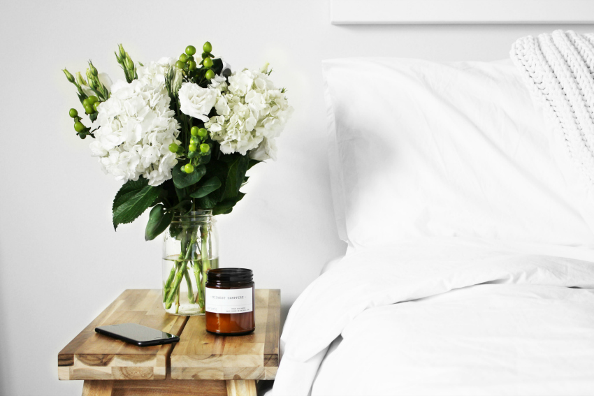 how to create a relaxing bedroom, bedroom inspiration, airy bedroom